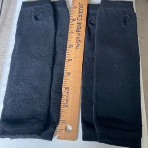 NWOT Two pairs Black Stretch Cotton/Poly Fingerless Arm Warmers w/thumb holes
